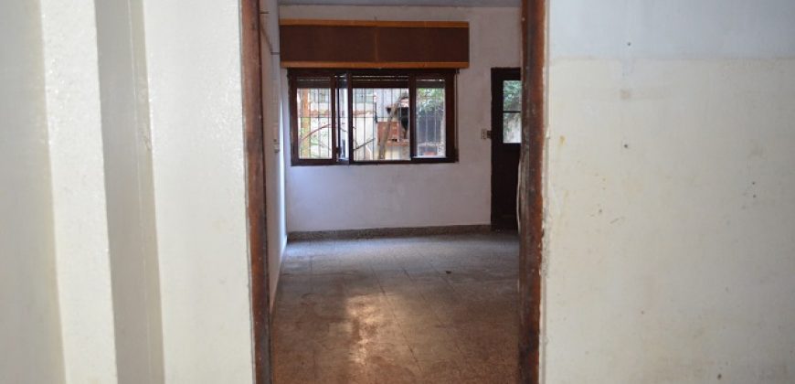 EXCELENTE LOCAL EN LA MEJOR CUADRA