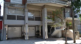 BUEN PISO DE 3 DORMIT. C/COCHERA CUBIERTA