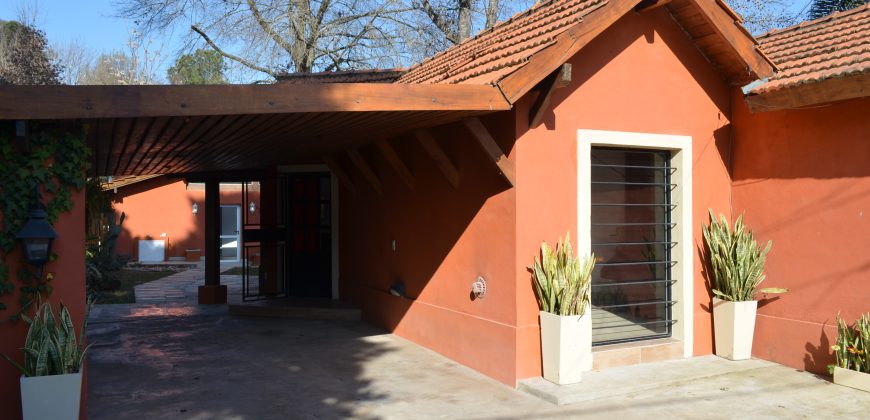 MUY BUENA CASA QUINTA 3 DORM 1 PLANTA