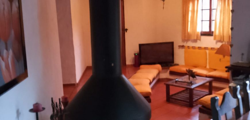 MUY BUENA CASA QUINTA 3 DORM 1 PLANTA