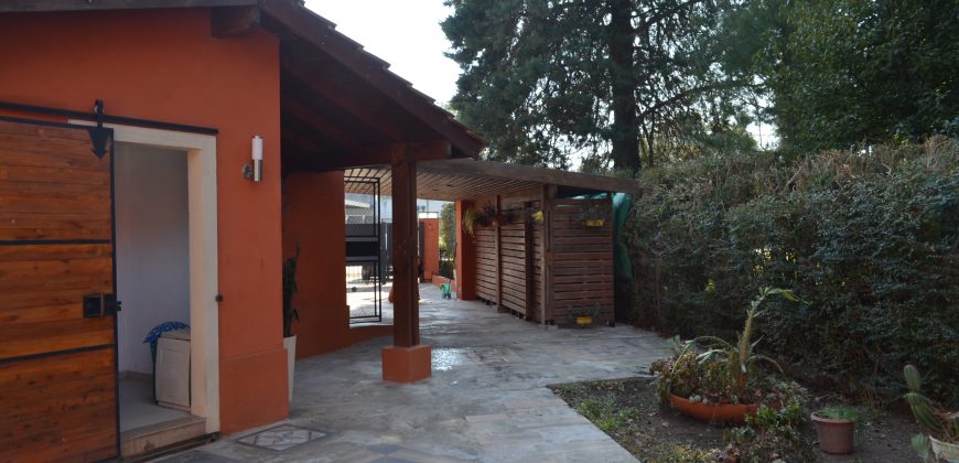 MUY BUENA CASA QUINTA 3 DORM 1 PLANTA