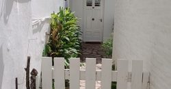 BUEN CHALET PH AL FDO DE 3 AMB C/JARDÍN Y PLAYROOM