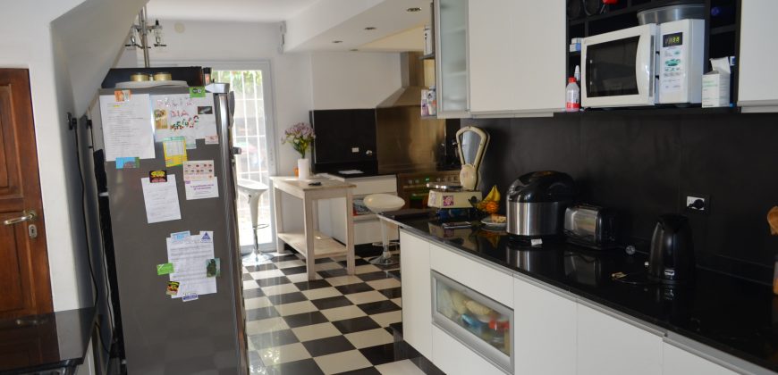 GRAN CHALET CLÁSICO EN MARTÍNEZ