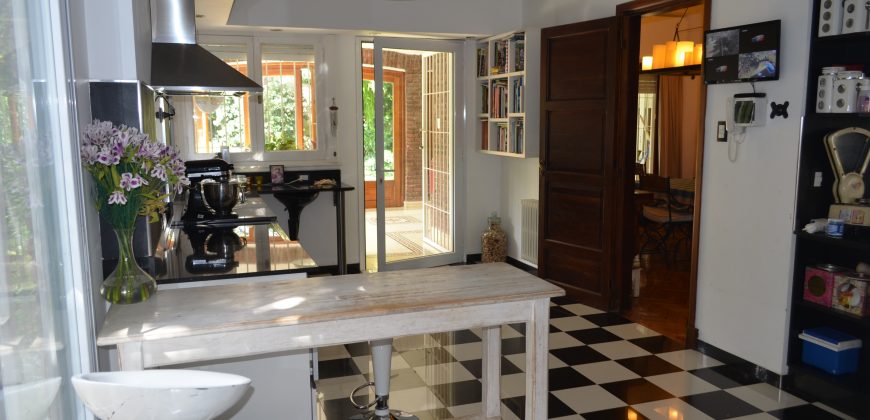 GRAN CHALET CLÁSICO EN MARTÍNEZ