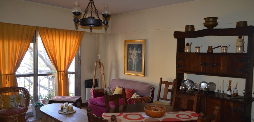 BUEN 3 AMB C/BCON A LA CALLE PROX ESTACION