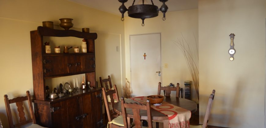 BUEN 3 AMB C/BCON A LA CALLE PROX ESTACION