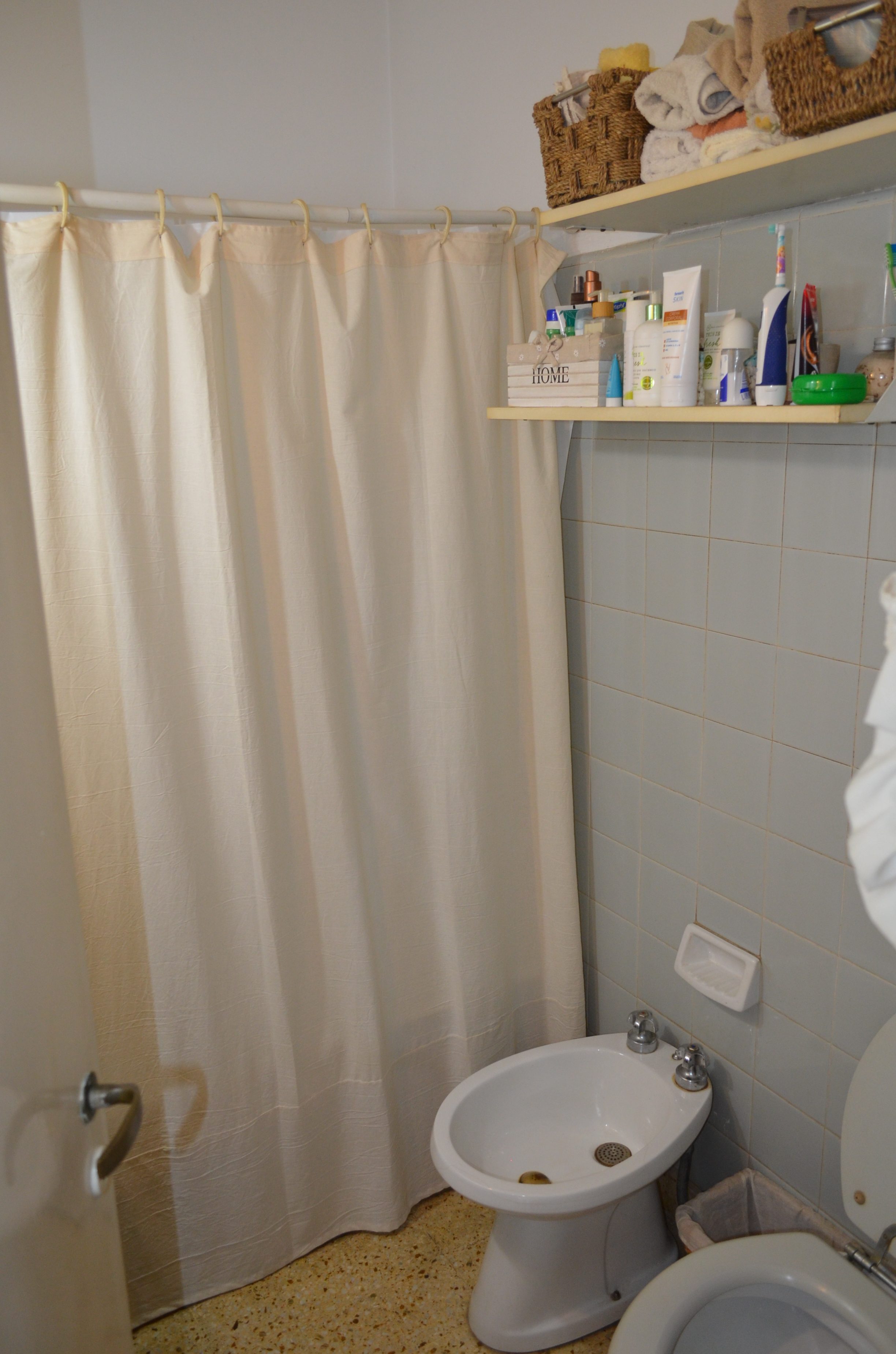 BUEN 3 AMB C/BCON A LA CALLE PROX ESTACION