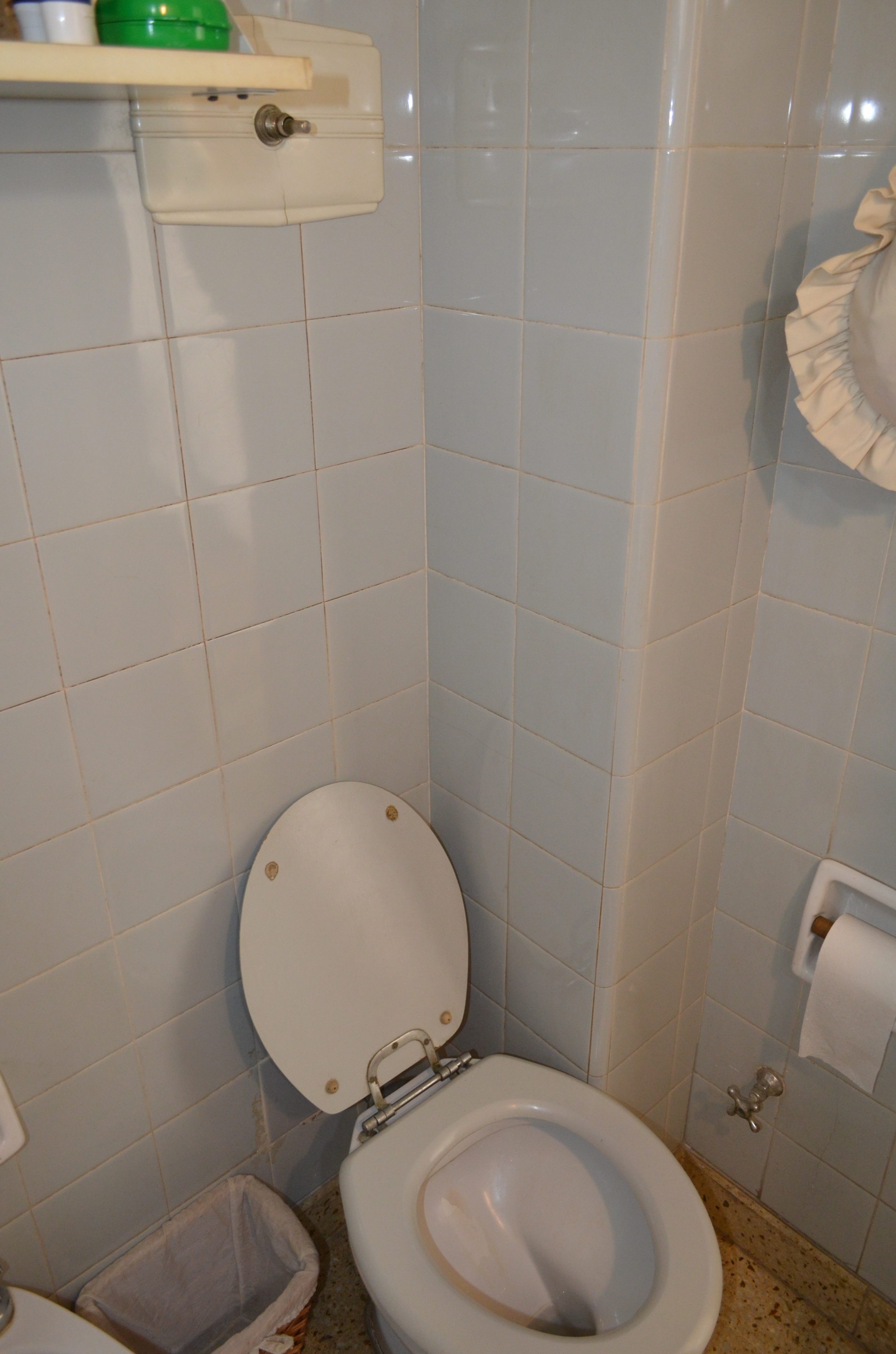 BUEN 3 AMB C/BCON A LA CALLE PROX ESTACION