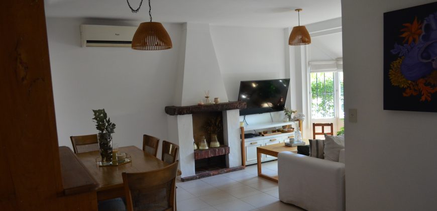 MUY BUEN DUPLEX DE 3 DORM A UNA CUADRA DE AV. CENTENARIO