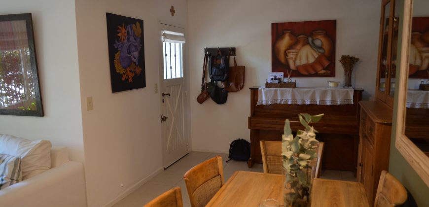 MUY BUEN DUPLEX DE 3 DORM A UNA CUADRA DE AV. CENTENARIO