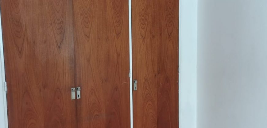 Amplio 3 Amb con Cochera Cubierta