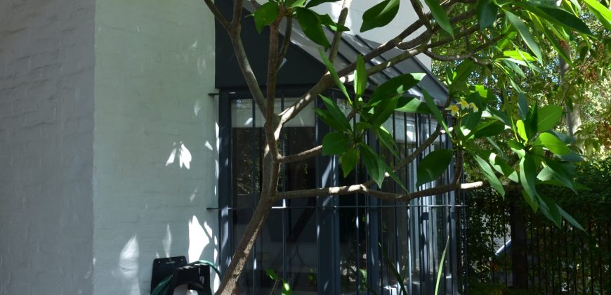 MUY BUEN DUPLEX DE 3 DORM A UNA CUADRA DE AV. CENTENARIO