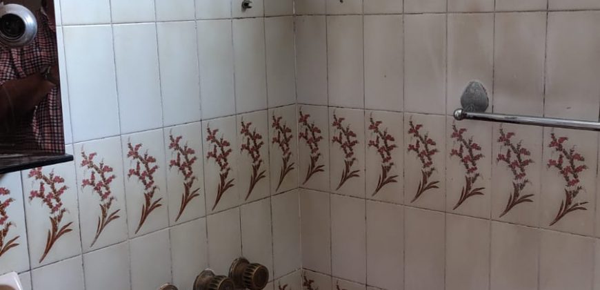 Amplio 3 Amb con Cochera Cubierta