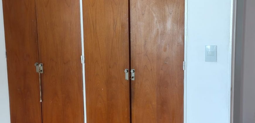 Amplio 3 Amb con Cochera Cubierta