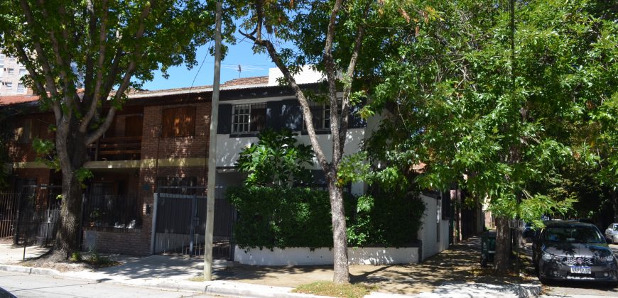 MUY BUEN DUPLEX DE 3 DORM A UNA CUADRA DE AV. CENTENARIO