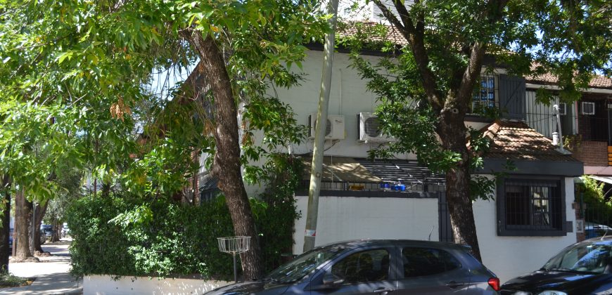 MUY BUEN DUPLEX DE 3 DORM A UNA CUADRA DE AV. CENTENARIO