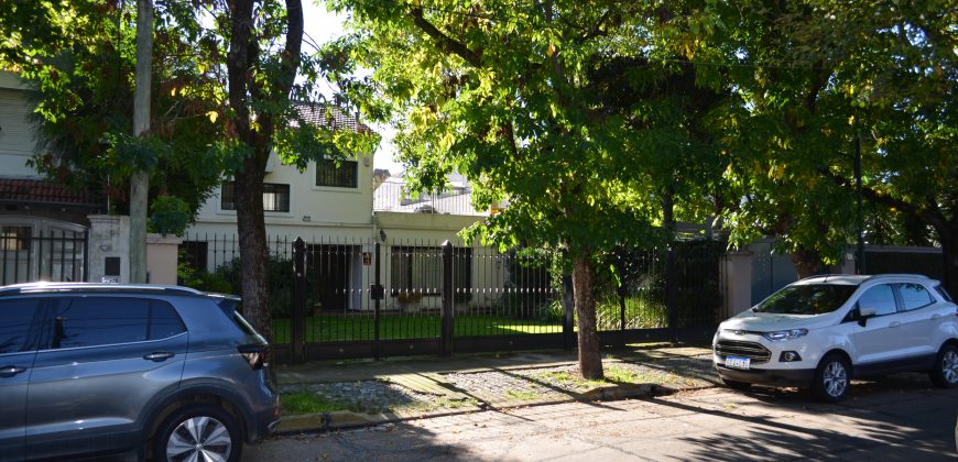 MUY BUENA CASA EN EXCELENTE UBICACIÓN