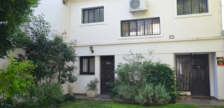 MUY BUENA CASA EN EXCELENTE UBICACIÓN