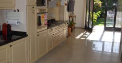 MUY BUENA CASA EN EXCELENTE UBICACIÓN