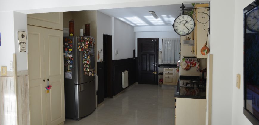 MUY BUENA CASA EN EXCELENTE UBICACIÓN