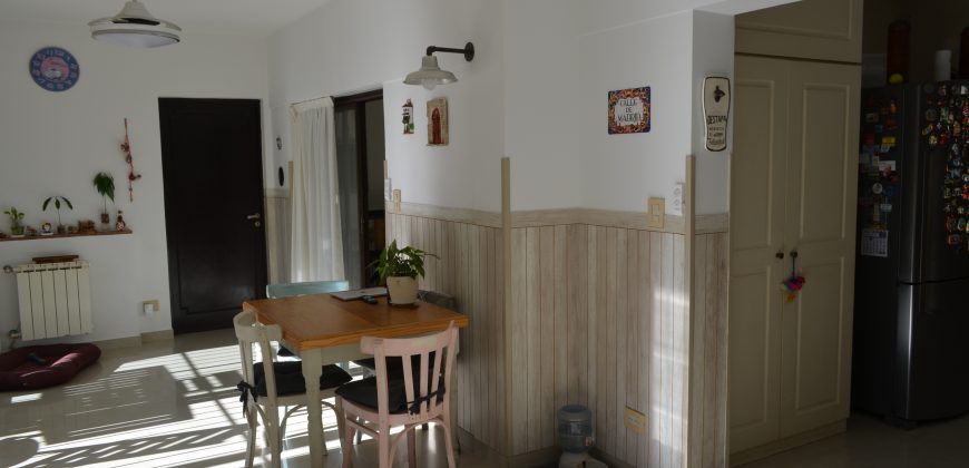 MUY BUENA CASA EN EXCELENTE UBICACIÓN