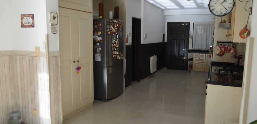MUY BUENA CASA EN EXCELENTE UBICACIÓN