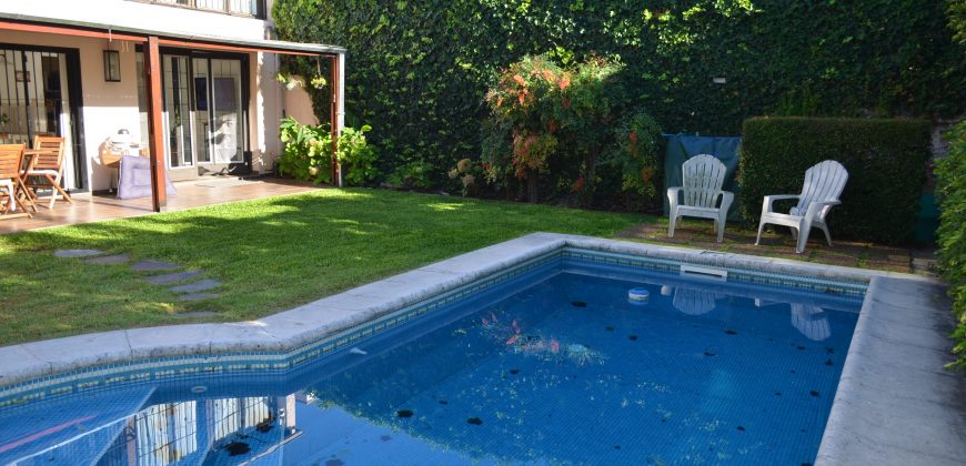 MUY BUENA CASA EN EXCELENTE UBICACIÓN