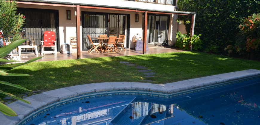 MUY BUENA CASA EN EXCELENTE UBICACIÓN