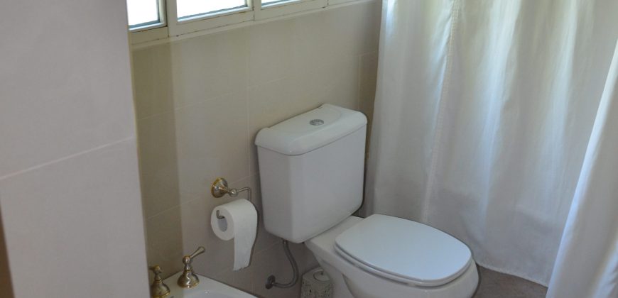 MUY BUENA CASA EN EXCELENTE UBICACIÓN