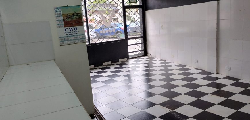 BUEN LOCAL COMERCIAL A METROS DE ESTACIÓN