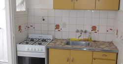 LA LUCILA – 2 AMBIENTES A METROS DE ESTACIÓN Y CENTRO COMERCIAL – BAJAS EXPENSAS