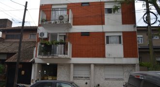 SIMPÁTICO 2 AMB CON PATIO A METROS DE ESTACIÓN