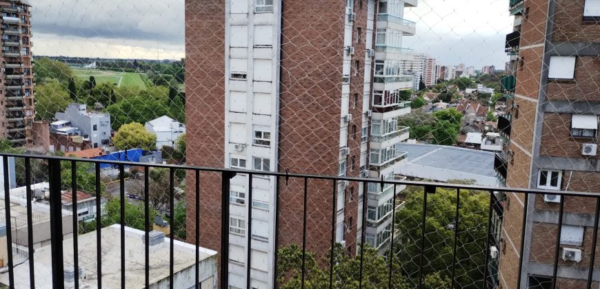2 AMBIENTES EN PISO ALTO CON BALCÓN ATERRAZADO BAULERA Y EXCELENTES VISTAS